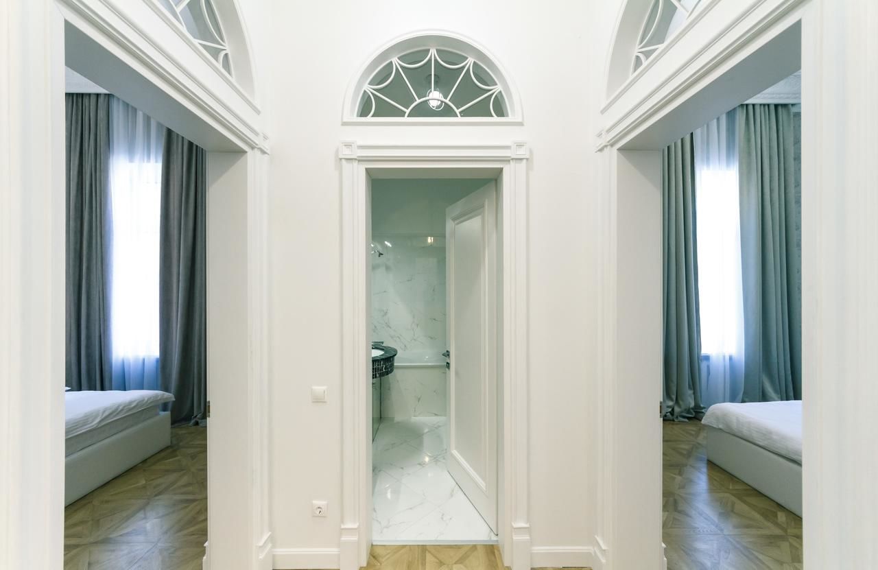 Апартаменты VIP apartment near Kreschatyk, 31а Pushkinska Street Киев-25
