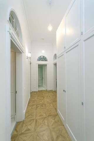 Апартаменты VIP apartment near Kreschatyk, 31а Pushkinska Street Киев Апартаменты-55