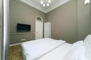 Апартаменты VIP apartment near Kreschatyk, 31а Pushkinska Street Киев Апартаменты-69