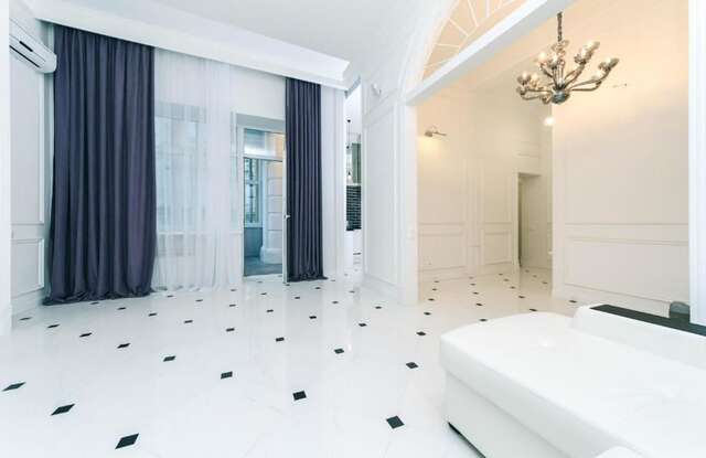 Апартаменты VIP apartment near Kreschatyk, 31а Pushkinska Street Киев-83