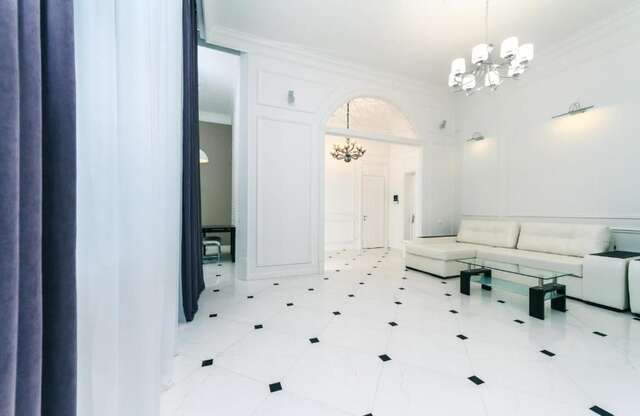 Апартаменты VIP apartment near Kreschatyk, 31а Pushkinska Street Киев-84